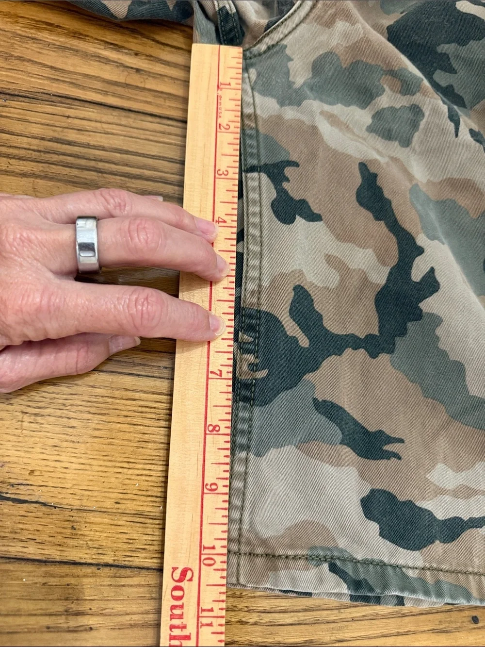 Levi’s Camo Cargo Shorts Men’s 40 Green Brown Camouflage Cotton Casual